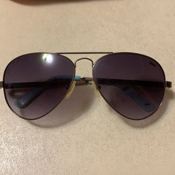 Juicy Couture aviator sunglasses